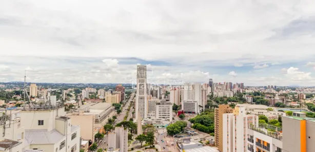 Apartamento com 2 Quartos para alugar, 50m² no Centro, Curitiba