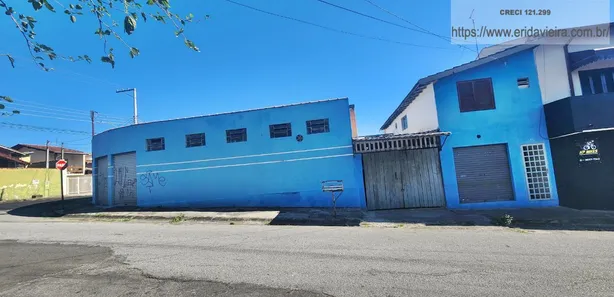 Galpão / Depósito / Armazém à venda, 253m² no Vila Rica, Pindamonhangaba