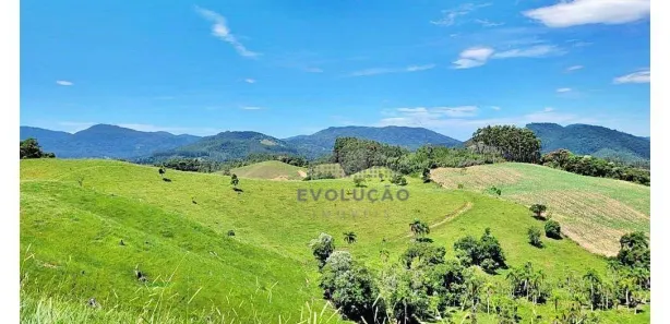 Terreno / Lote / Condomínio à venda, 236000m² no , Águas Mornas