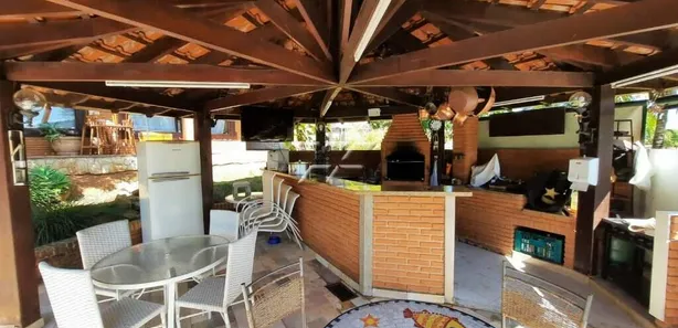 Fazenda / Sítio / Chácara com 2 Quartos à venda, 375m² no , Ipeúna