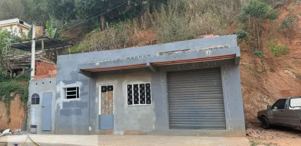 Loja / Salão / Ponto Comercial com 1 Quarto à venda, 1680m² no Mantiquira, Paty do Alferes