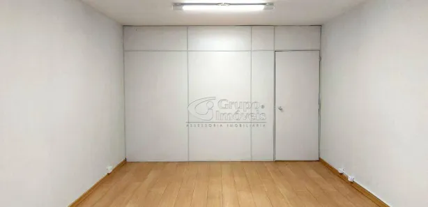 Conjunto Comercial / Sala para alugar, 40m² no Centro, Niterói