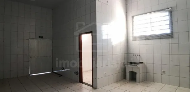 Loja / Salão / Ponto Comercial à venda, 110m² no Chácara Braz Miraglia, Jaú