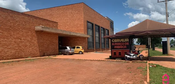 Loja / Salão / Ponto Comercial para alugar, 1000m² no Alexânia, Alexânia