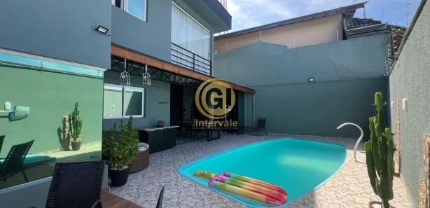 Sobrado com 4 Quartos à venda, 263m² no Residencial Santa Paula, Jacareí
