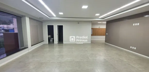 Prédio Inteiro para alugar, 650m² no Centro, Nova Friburgo