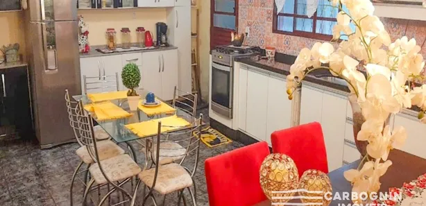 Fazenda / Sítio / Chácara com 3 Quartos à venda, 273m² no Vila Velha, Caçapava