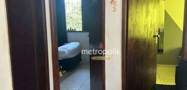 Sobrado com 3 Quartos à venda, 132m² no Quarta Divisão, Ribeirão Pires