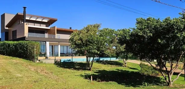 Casa de Condomínio com 3 Quartos para venda ou aluguel, 355m² no , Sertanópolis