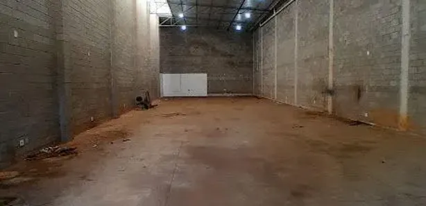 Galpão / Depósito / Armazém para alugar, 330m² no Parque Residencial Aeroporto, Araçatuba