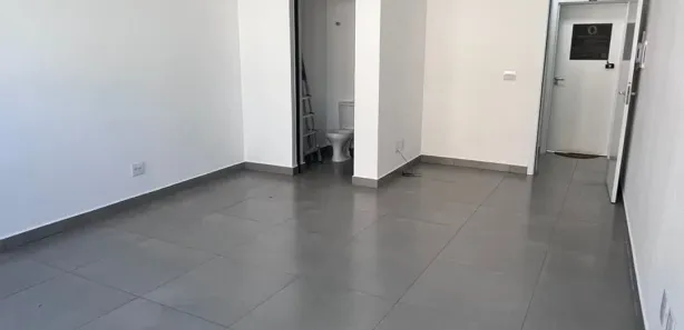 Conjunto Comercial / Sala para alugar, 28m² no Portais (Polvilho), Cajamar