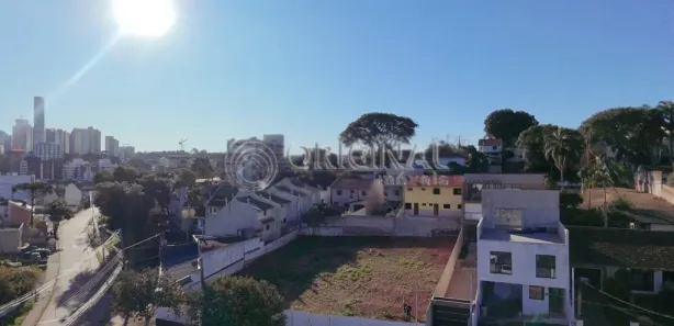 Terreno / Lote / Condomínio para alugar, 1125m² no Campina do Siqueira, Curitiba
