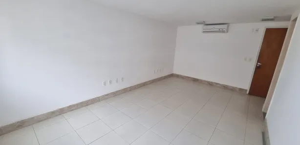 Loja / Salão / Ponto Comercial à venda, 22m² no Lagoa Nova, Natal