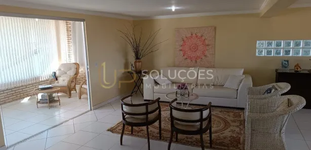 Casa de Condomínio com 4 Quartos à venda, 450m² no Região dos Lagos, Brasília