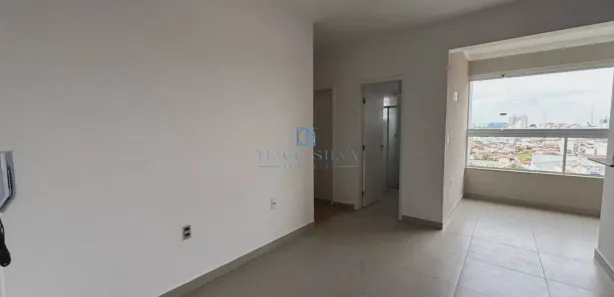 Apartamento com 2 Quartos para alugar, 70m² no Centro, Pouso Alegre