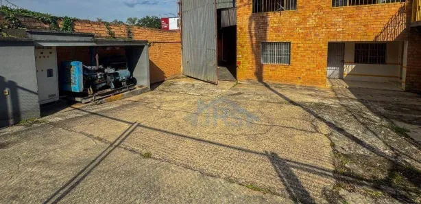 Galpão / Depósito / Armazém para alugar, 500m² no Jardim do Rio Cotia, Cotia