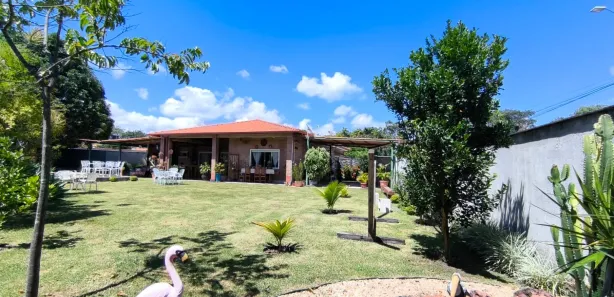 Casa de Condomínio com 5 Quartos à venda, 450m² no Região dos Lagos, Brasília