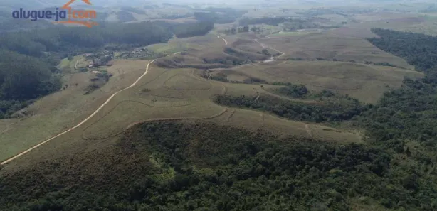Fazenda / Sítio / Chácara à venda, 2000m² no Chácara Marambaia, Caçapava