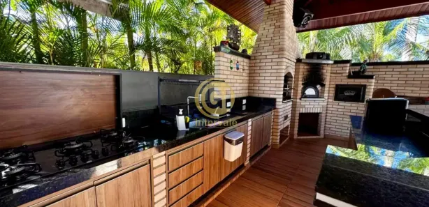 Casa de Condomínio com 6 Quartos para alugar, 300m² no Ubatuba, Ubatuba