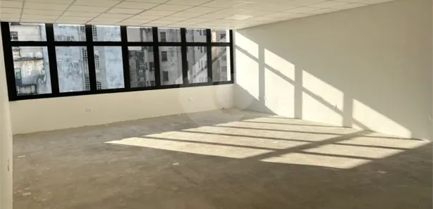 Conjunto Comercial / Sala com 2 Quartos para alugar, 140m² no República, São Paulo