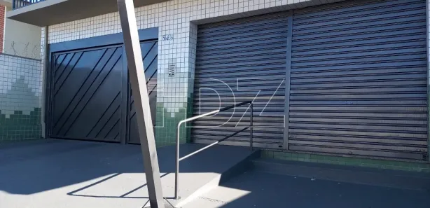 Conjunto Comercial / Sala com 3 Quartos à venda, 247m² no Centro, Araraquara