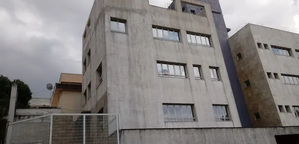 Galpão / Depósito / Armazém para venda ou aluguel, 984m² no Bosque da Saúde, São Paulo