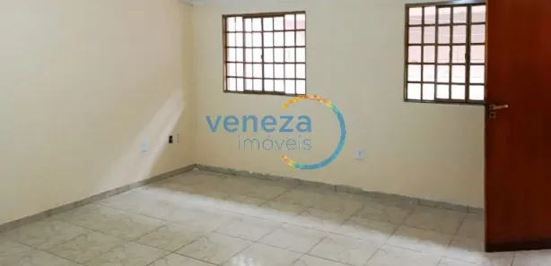 Casa com 2 Quartos para alugar, 90m² no Jardim Elizabeth, Cambé
