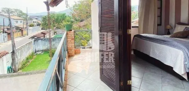 Casa com 3 Quartos à venda, 140m² no Itaipu, Niterói
