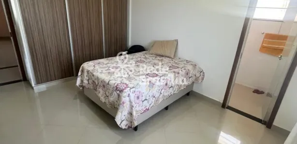 Casa de Condomínio com 40 Quartos para alugar, 300m² no Park Way, Brasília