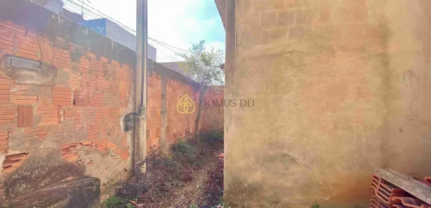 Casa com 2 Quartos à venda, 30m² no Colônia Santo Antônio, Barra Mansa
