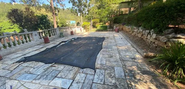 Fazenda / Sítio / Chácara com 3 Quartos à venda, 200m² no Mantiquira, Paty do Alferes