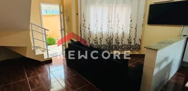 Casa de Condomínio com 2 Quartos à venda, 82m² no Balneario Umurama, Mongaguá