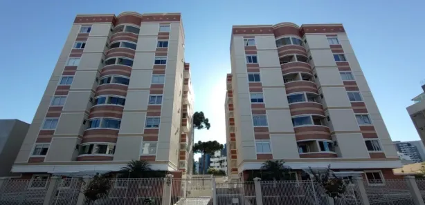 Apartamento com 2 Quartos para alugar, 60m² no Alto da Glória, Curitiba