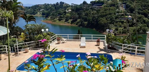 Fazenda / Sítio / Chácara com 4 Quartos à venda, 480m² no , Igaratá
