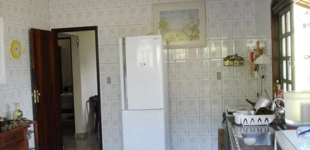 Fazenda / Sítio / Chácara com 3 Quartos à venda, 190m² no , Igaratá