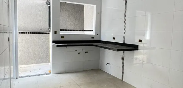 Casa de Condomínio com 2 Quartos à venda, 55m² no Balneario Europa, Mongaguá