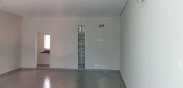 Loja / Salão / Ponto Comercial para alugar, 70m² no Centro, Arapongas