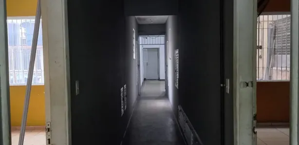 Conjunto Comercial / Sala para alugar, 28m² no Centro, Duque de Caxias