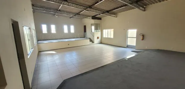 Loja / Salão / Ponto Comercial com 1 Quarto à venda, 149m² no São José, São Pedro da Aldeia