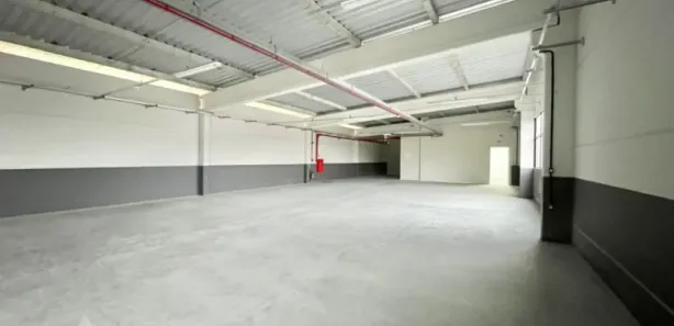Conjunto Comercial / Sala para alugar, 300m² no Do Salto, Blumenau