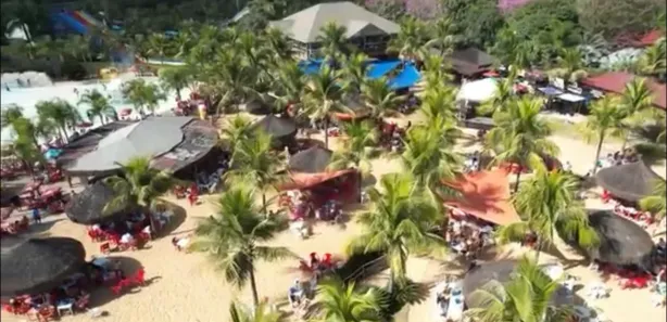 Casa de Condomínio com 2 Quartos à venda, 130m² no Setor Lagoa Quente, Caldas Novas