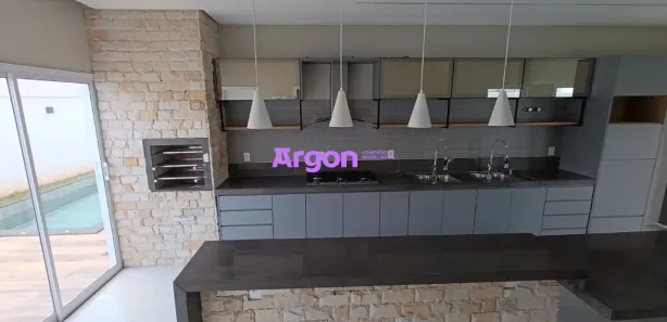 Casa com 4 Quartos à venda, 196m² no Residencial Condomínio Jardim Veneza, Senador Canedo