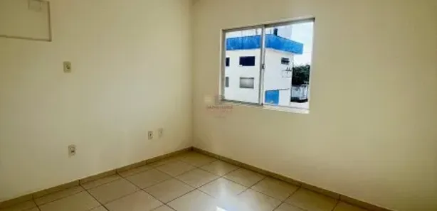 Apartamento com 2 Quartos para alugar, 65m² no Centro, Camboriú