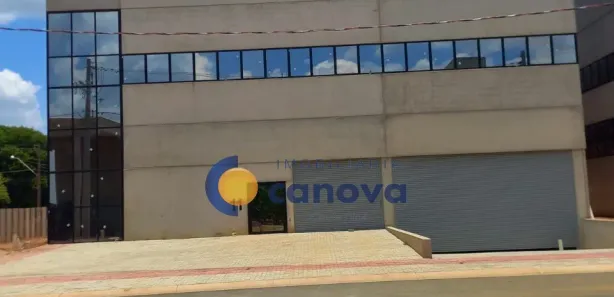 Galpão / Depósito / Armazém para venda ou aluguel, 1232m² no Cascata, Paulínia