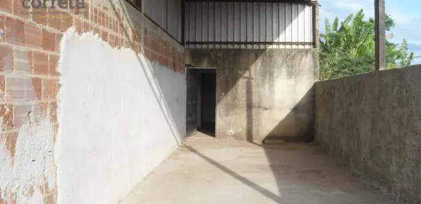 Galpão / Depósito / Armazém para alugar, 500m² no Residencial Praia Âncora, Rio das Ostras