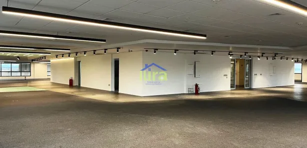 Galpão / Depósito / Armazém para alugar, 1354m² no Alphaville Industrial, Barueri