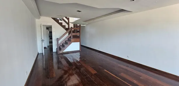 Cobertura com 4 Quartos à venda, 260m² no Valparaíso, Petrópolis