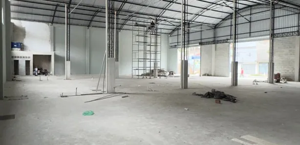 Galpão / Depósito / Armazém para alugar, 360m² no Mutuá, São Gonçalo