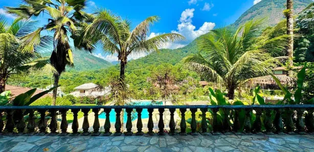 Casa de Condomínio com 4 Quartos à venda, 350m² no Limoeiro, Guapimirim