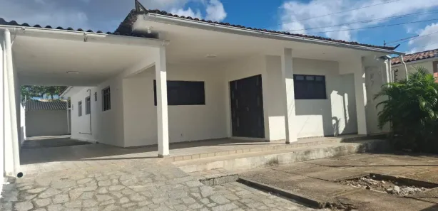 Casa com 3 Quartos para alugar, 220m² no Bancários, João Pessoa